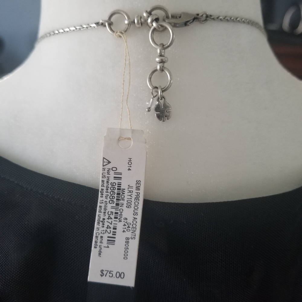 Necklace - Picture 2 of 2